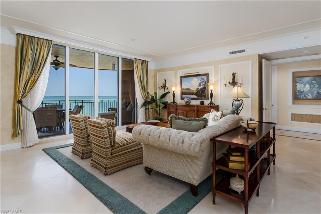 970 Cape Marco Dr 504 Property Photo 9
