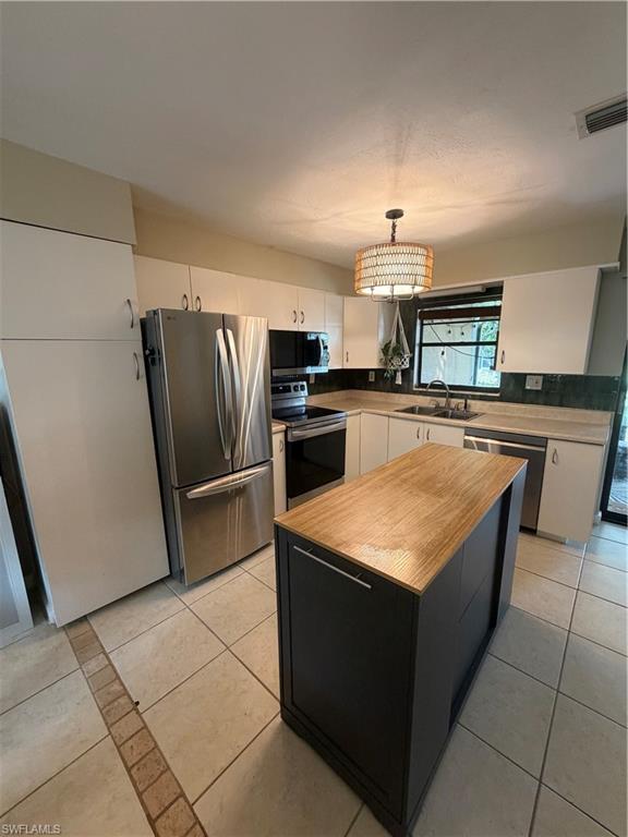 11543 Chapman Ave Property Photo 6