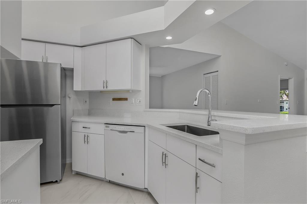226026418 Property Photo 13