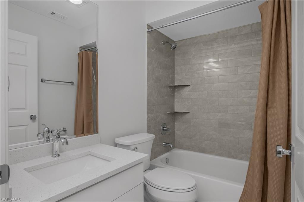 226026418 Property Photo 23