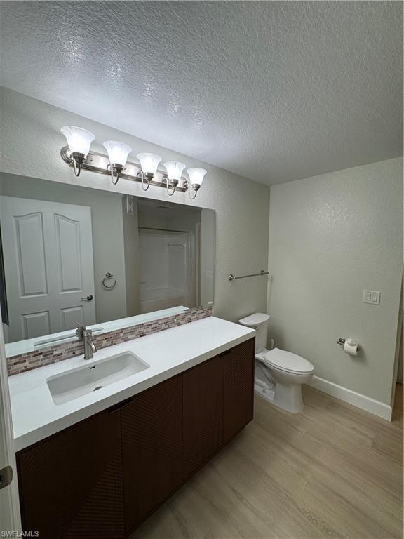 12965 Positano Cir 104 Property Photo 13