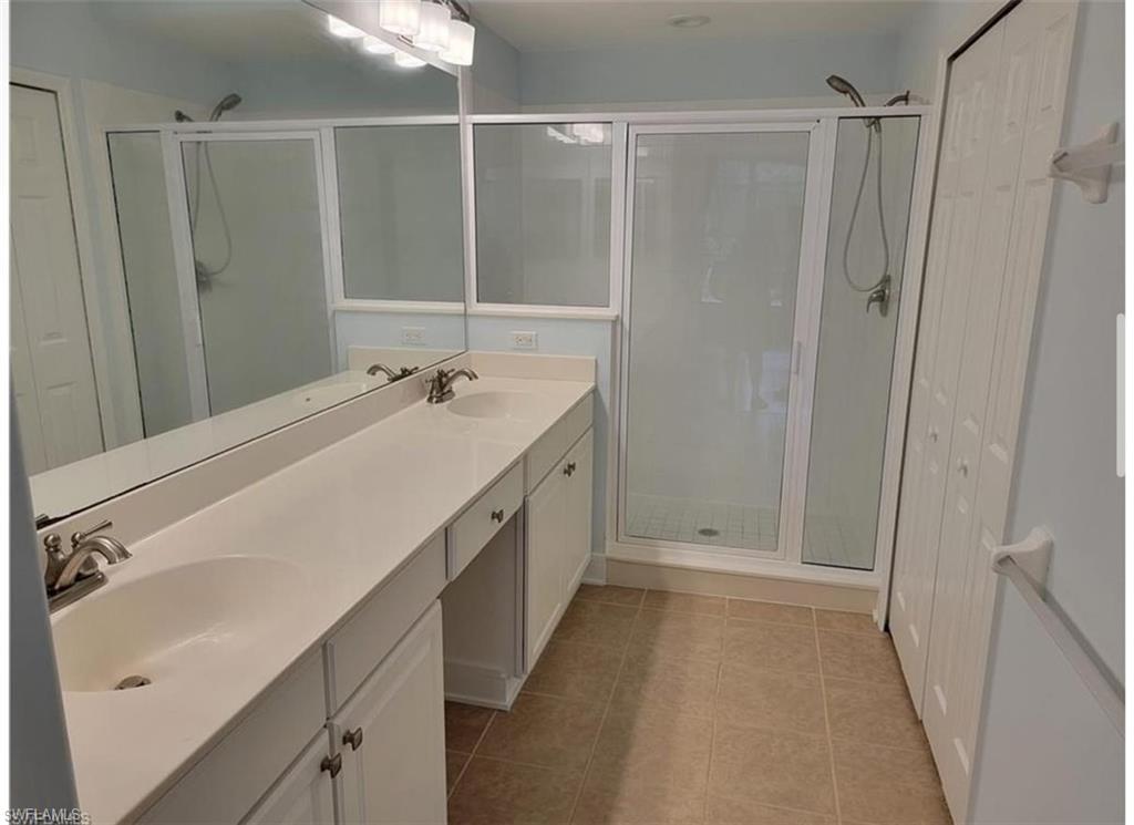 1315 Henley St 1003 Property Photo 6