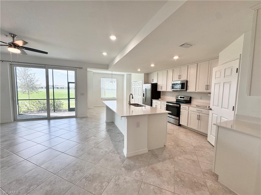 15970 Grassland LN 2813 Property Photo 1