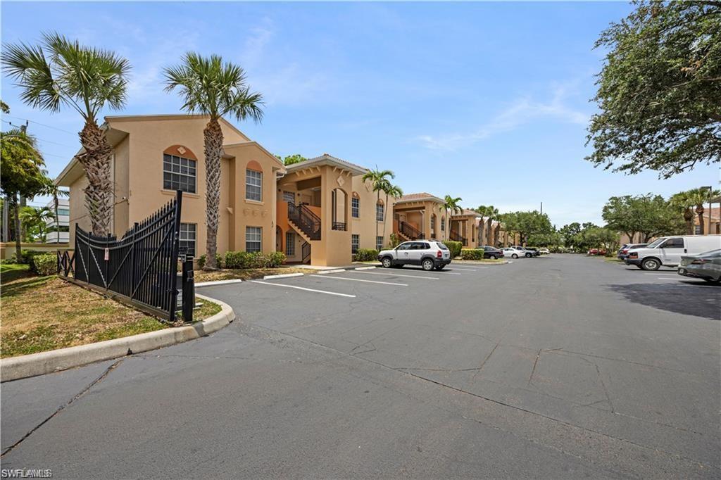 4110 Castilla Cir 105 Property Photo 2