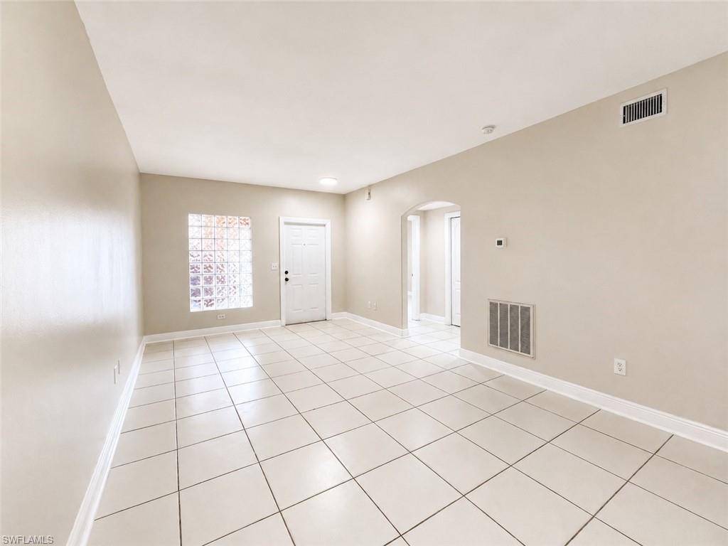 4110 Castilla Cir 105 Property Photo 9