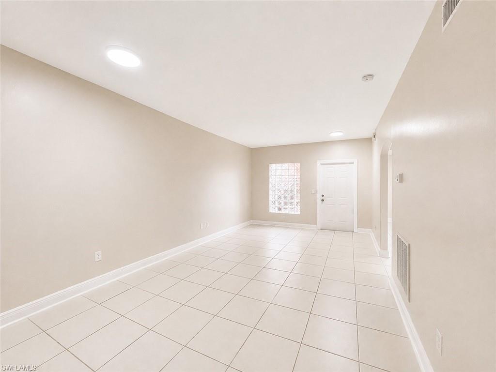 4110 Castilla Cir 105 Property Photo 10