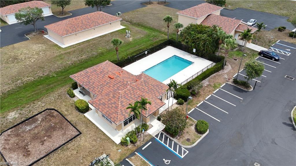 4110 Castilla Cir 105 Property Photo 18