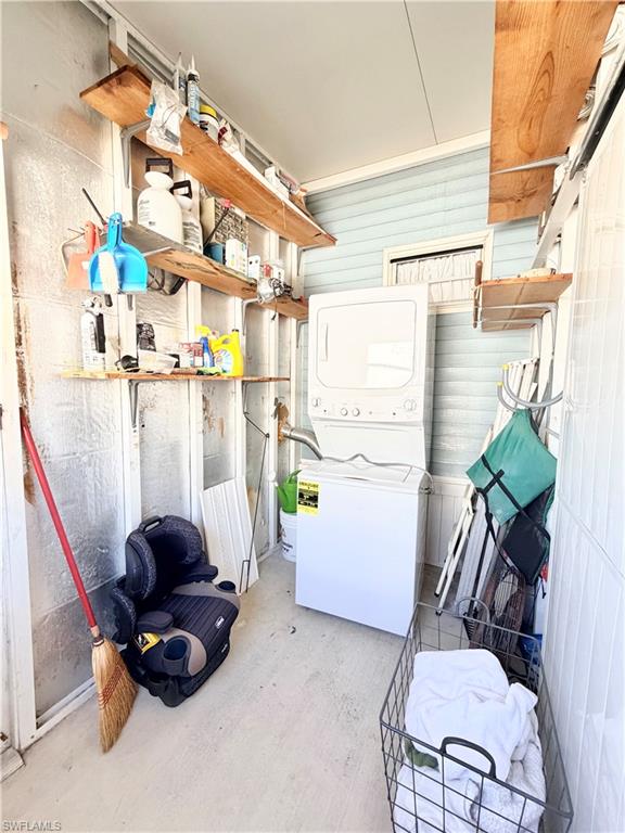 4520 Robert E Lee Blvd E Property Photo 16