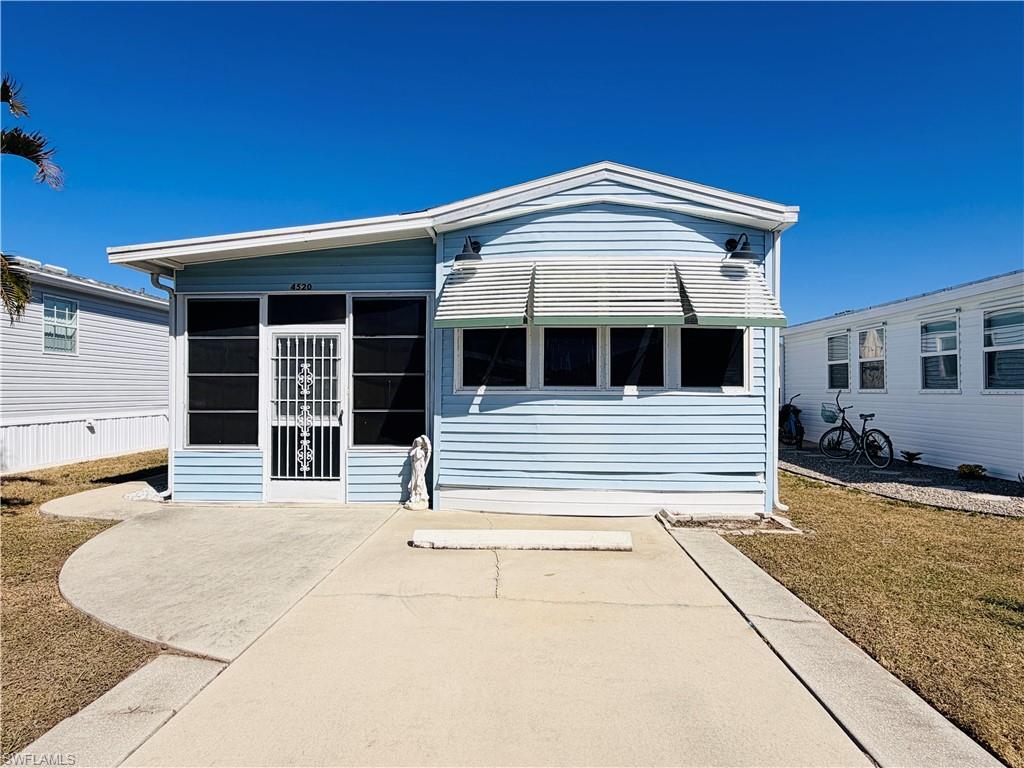 4520 Robert E Lee Blvd E Property Photo 17