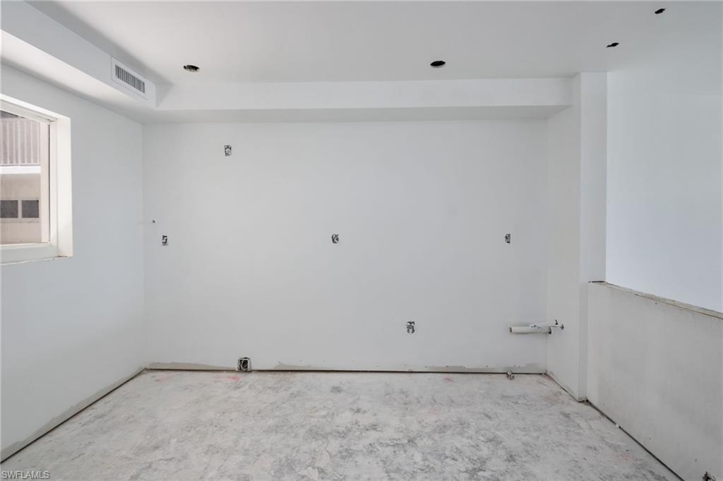 6900 Estero Blvd 104 Property Photo 3