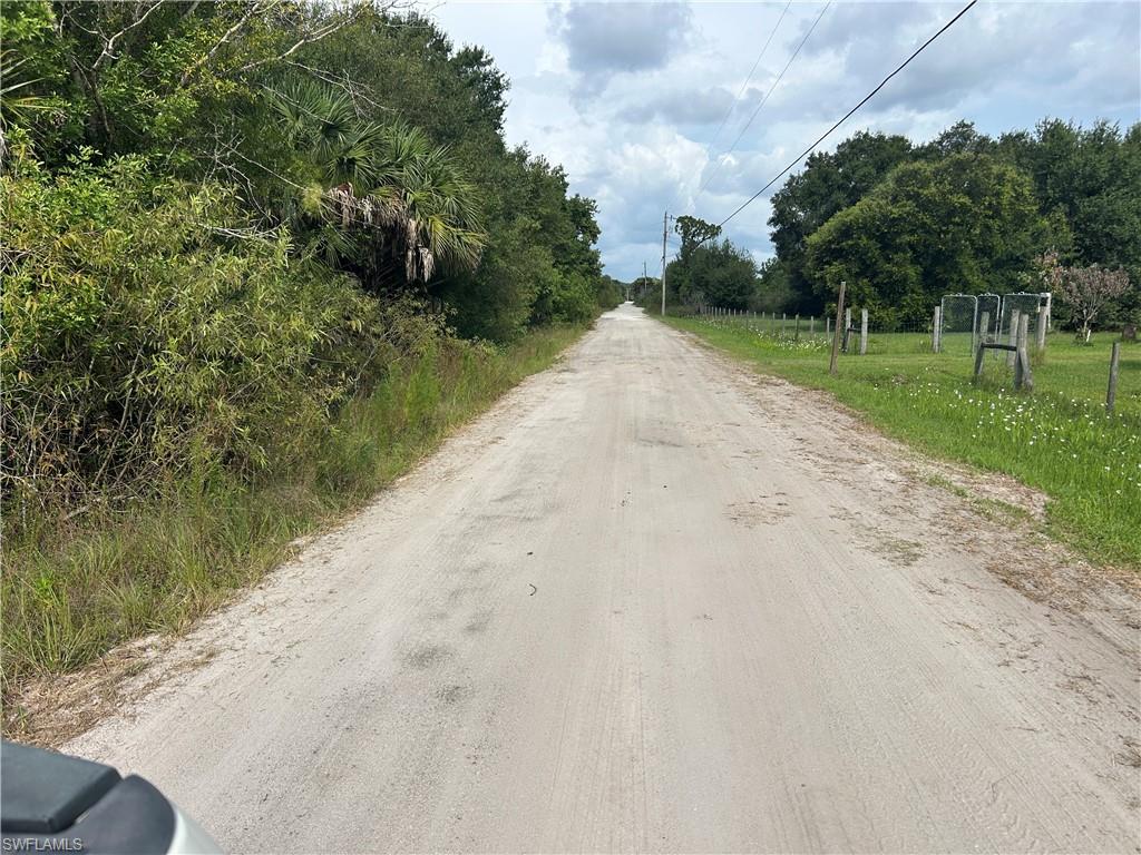 1020 Limpkin Rd Property Photo 4