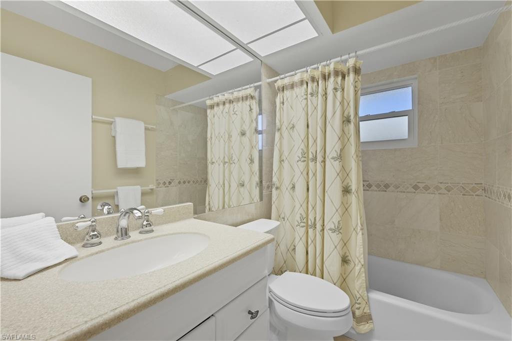 2261 Kings Lake Blvd Property Photo 27