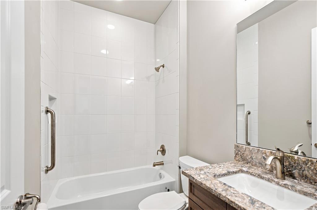 11871 Gardenia Ave Property Photo 20