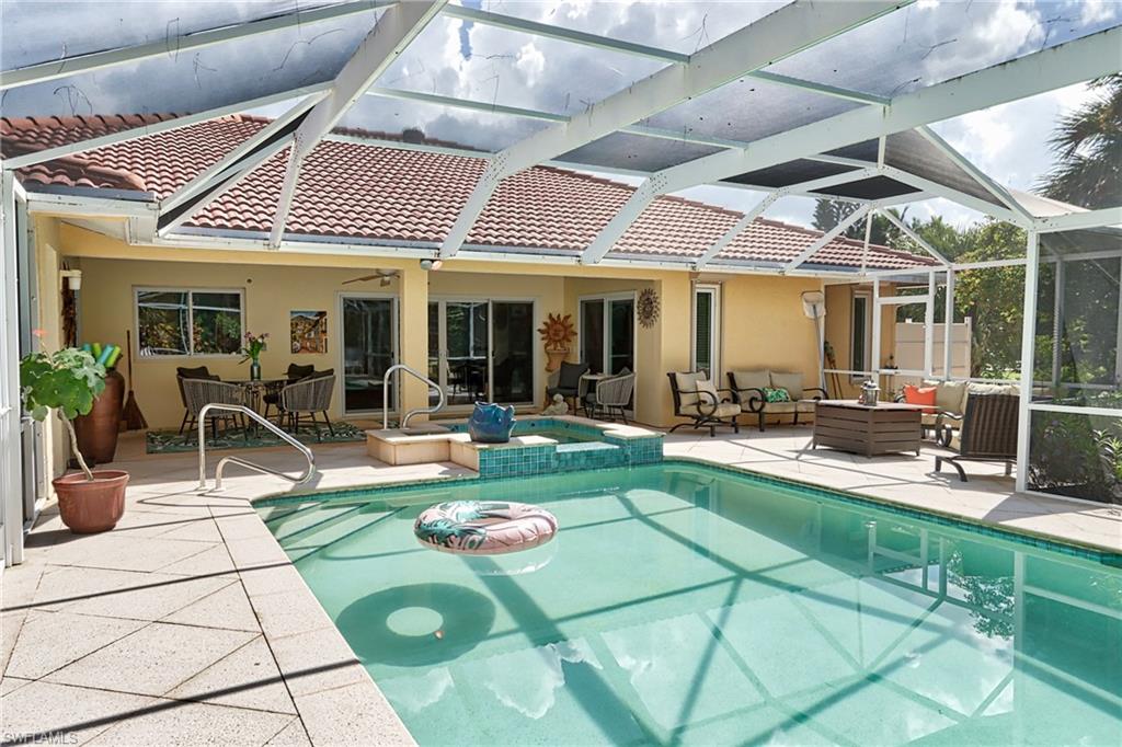 27165 Edenbridge Ct Property Photo 16