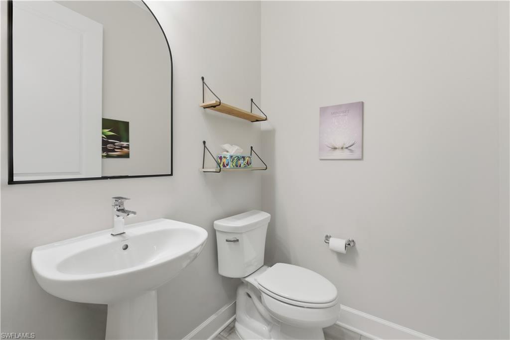19074 Elston Way Property Photo 4
