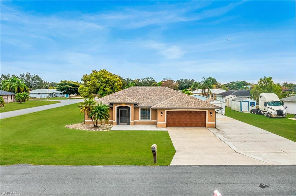 401 Candlewick Cir E Property Photo 1