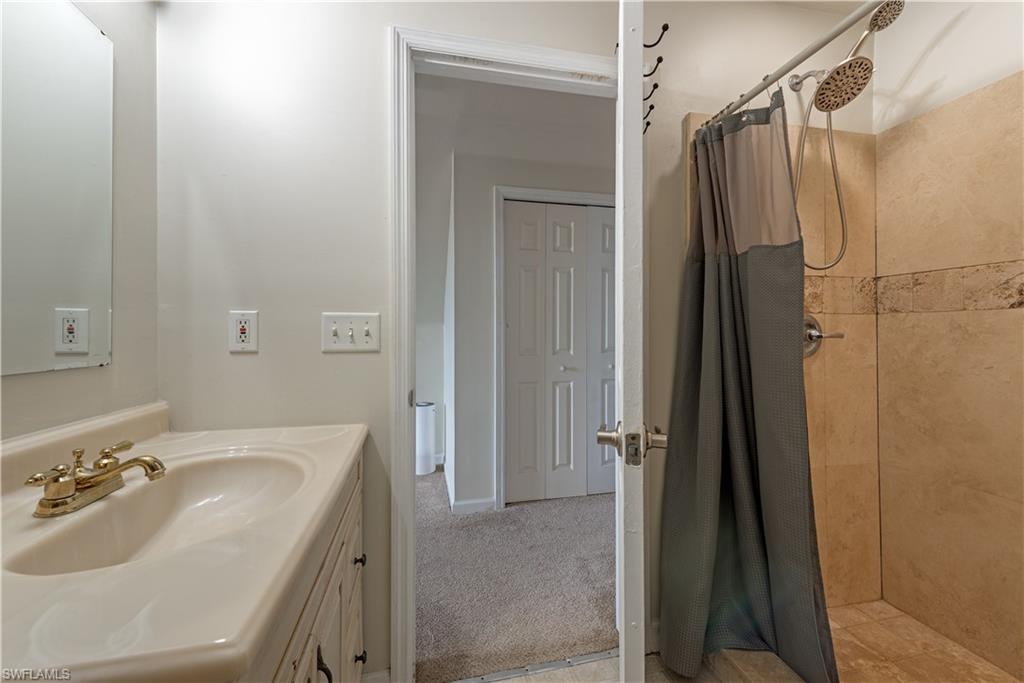 481 Leawood Cir Property Photo 3