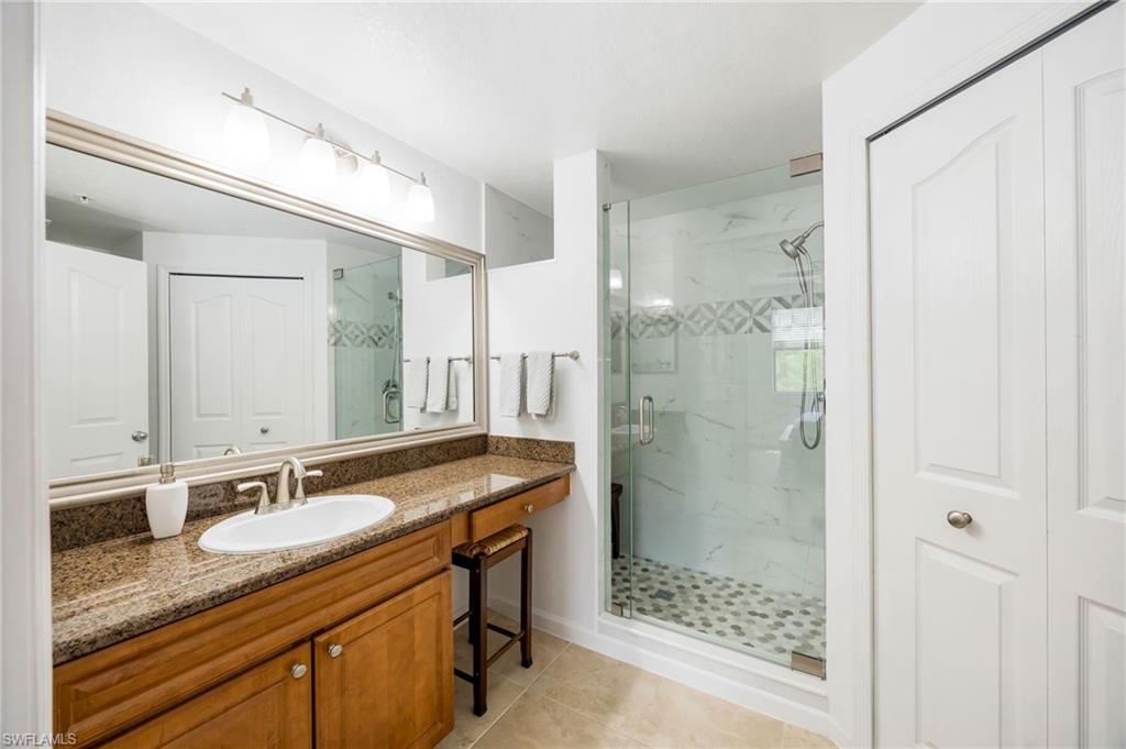 12960 Positano Cir 202 Property Photo 19