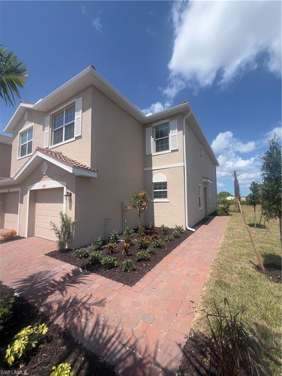 2833 Citrus St Property Photo 2