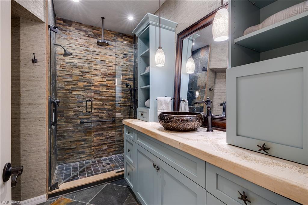 8420 Excalibur Cir R12 Property Photo 19
