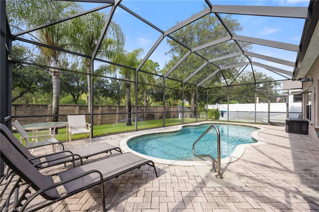 2769 Inlet Cove Ln W Property Photo 28
