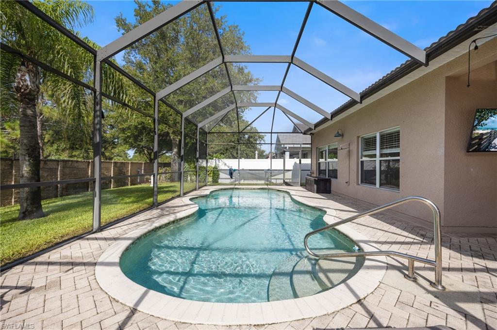 2769 Inlet Cove Ln W Property Photo 29