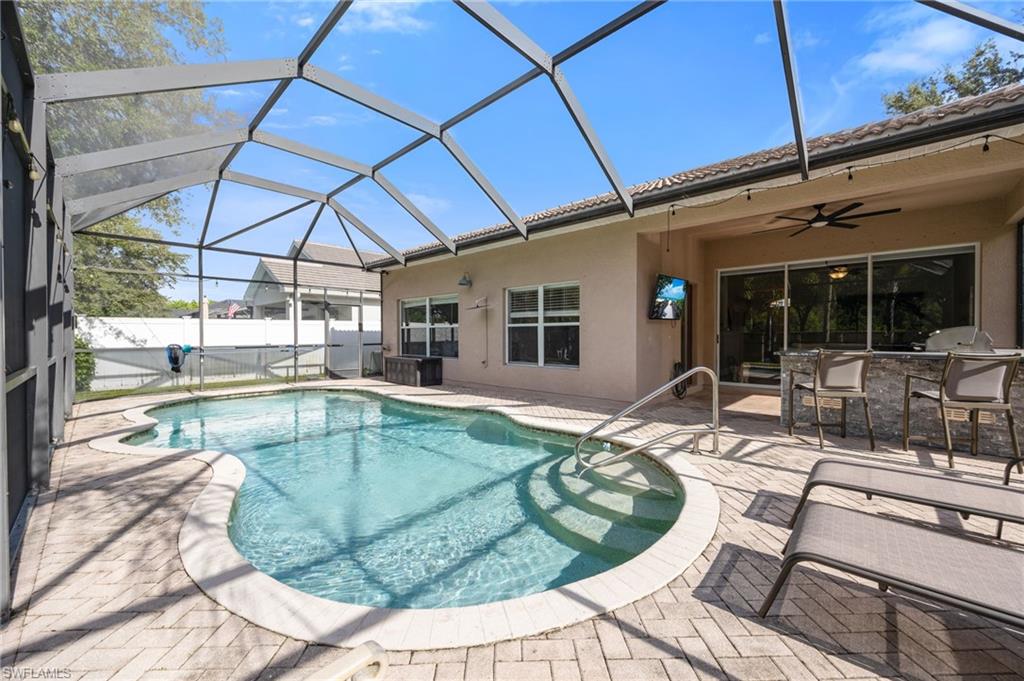 2769 Inlet Cove Ln W Property Photo 30