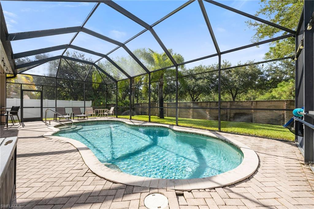 2769 Inlet Cove Ln W Property Photo 32