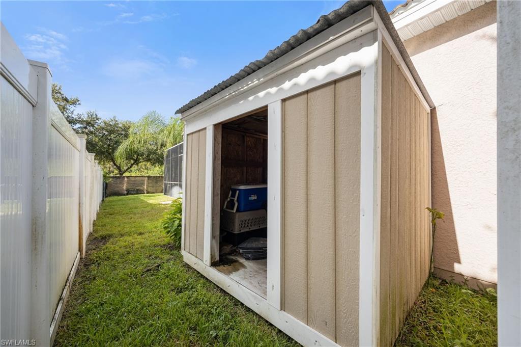 2769 Inlet Cove Ln W Property Photo 35