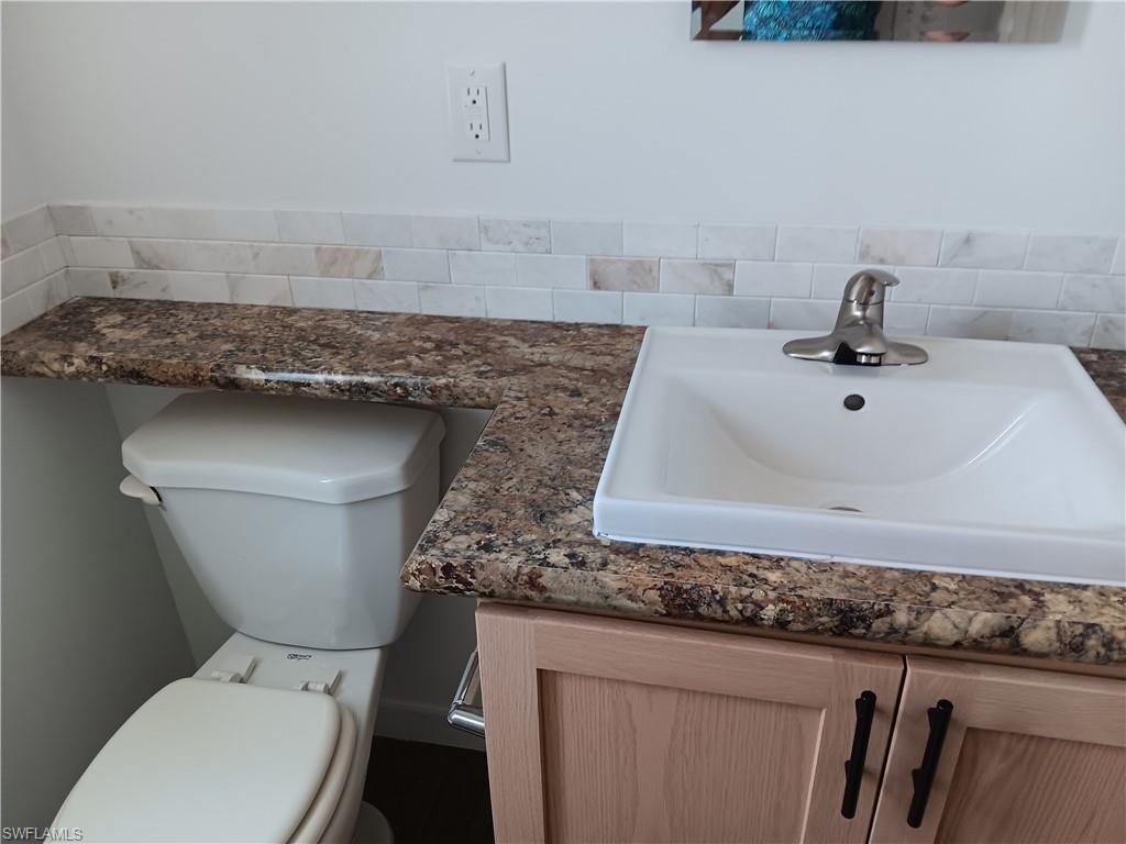 224 Riverclub Ct Property Photo 14