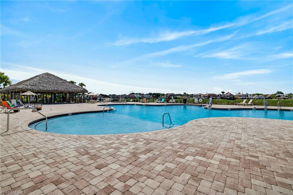 224 Riverclub Ct Property Photo 20