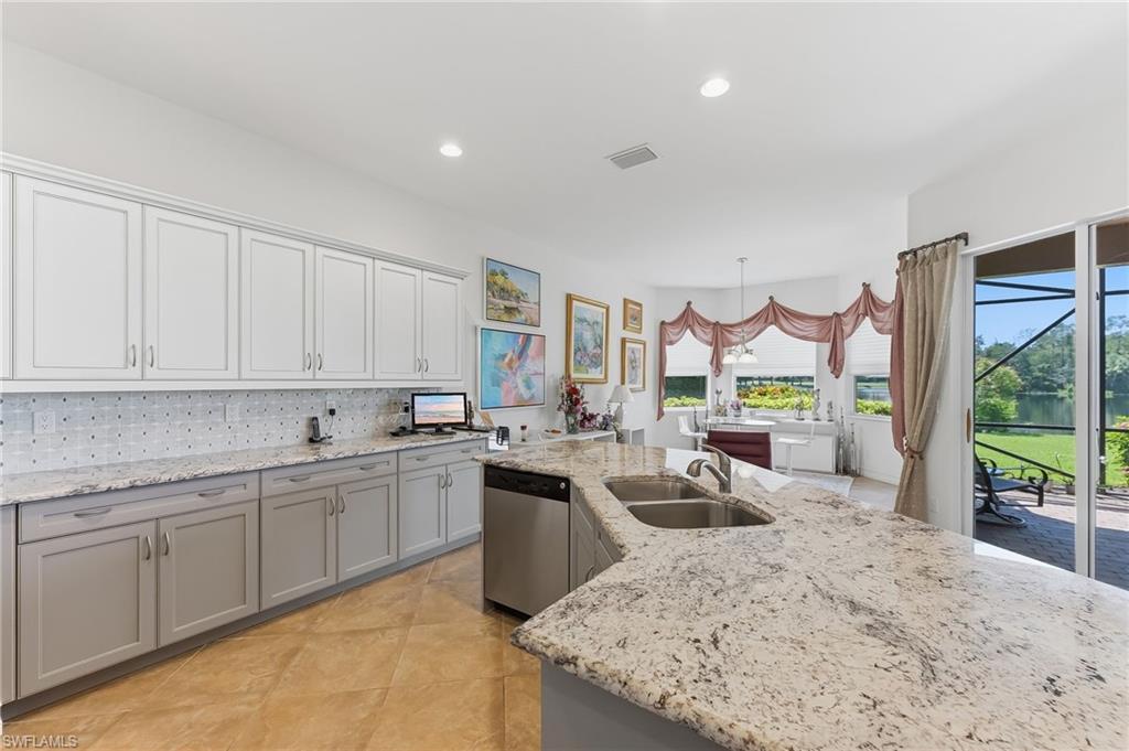 6168 Dogleg Dr Property Photo 14