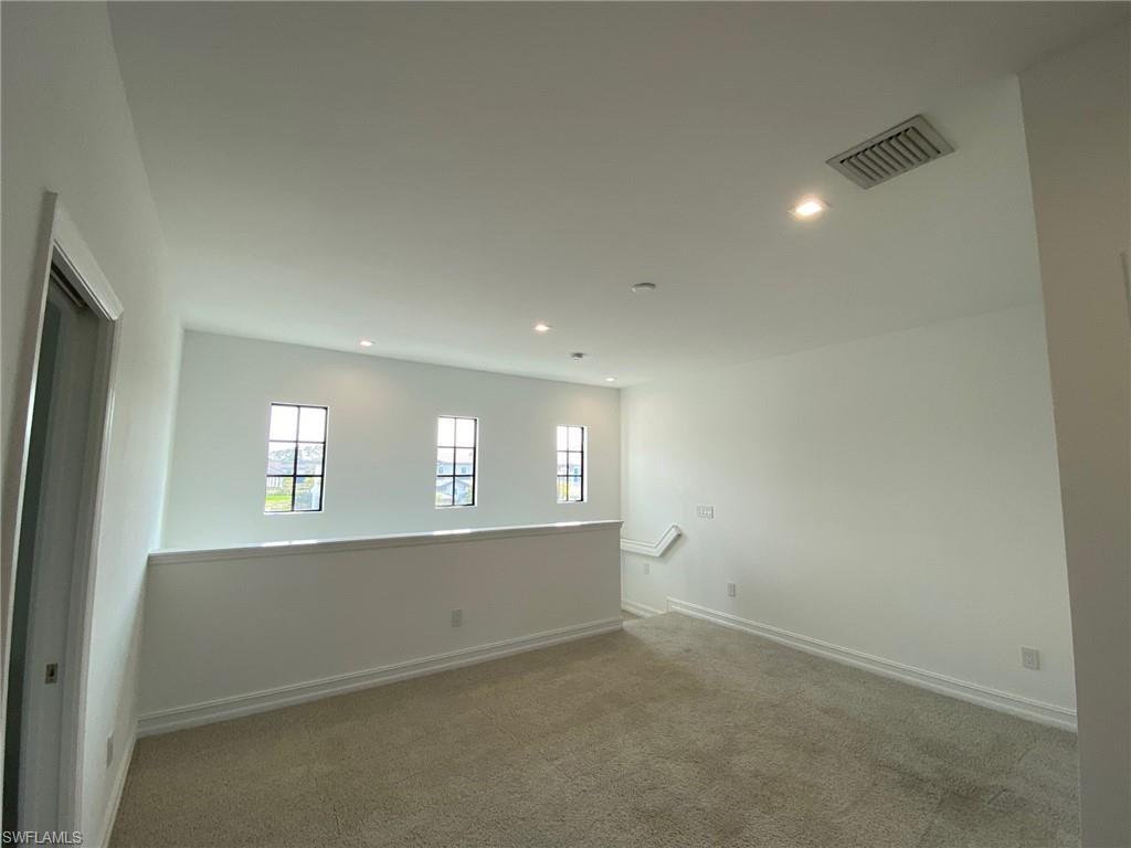 7530 Rockefeller Dr Property Photo 18