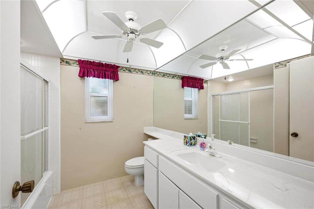 4443 Lakewood Blvd Property Photo 26