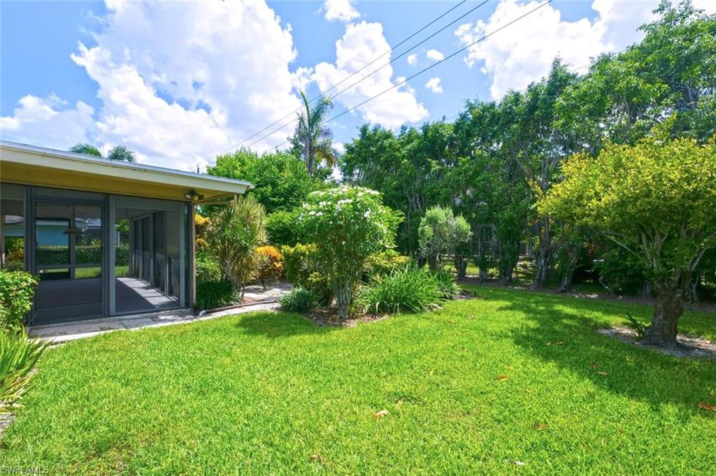 4443 Lakewood Blvd Property Photo 35