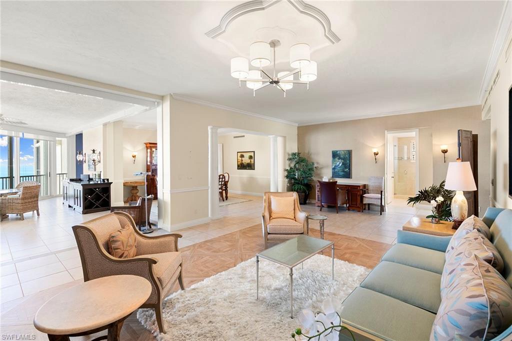 5000 Royal Marco Way 831 Property Photo 6