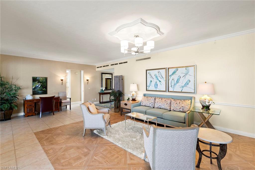 5000 Royal Marco Way 831 Property Photo 7