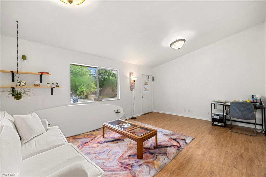 5406 16th Pl Sw E4 Property Photo 13