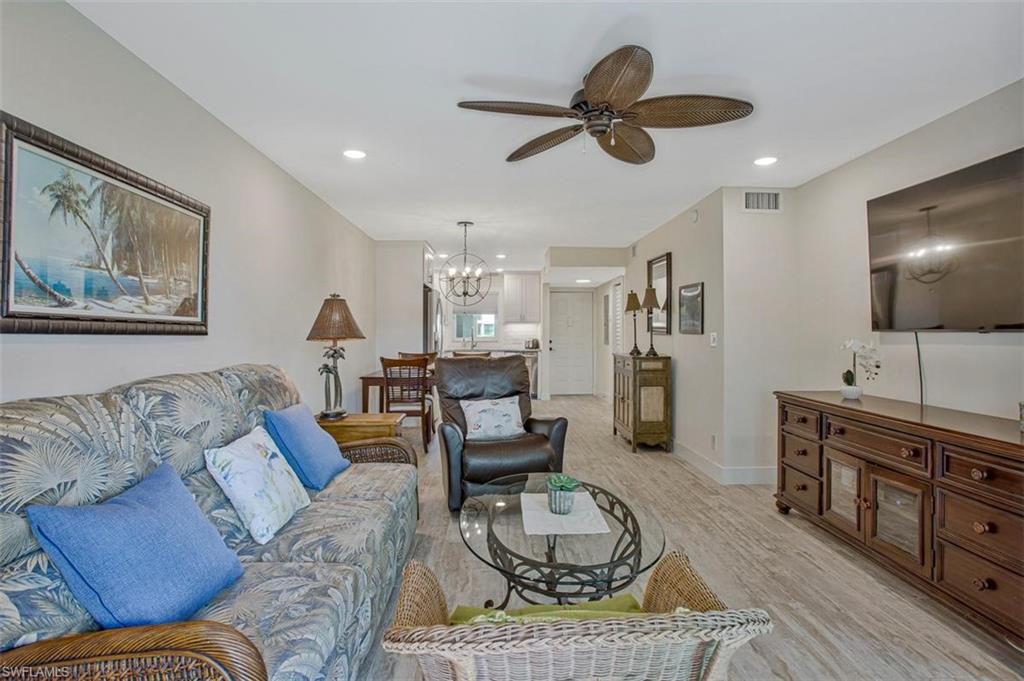 4298 27th CT SW 101 Property Photo 1