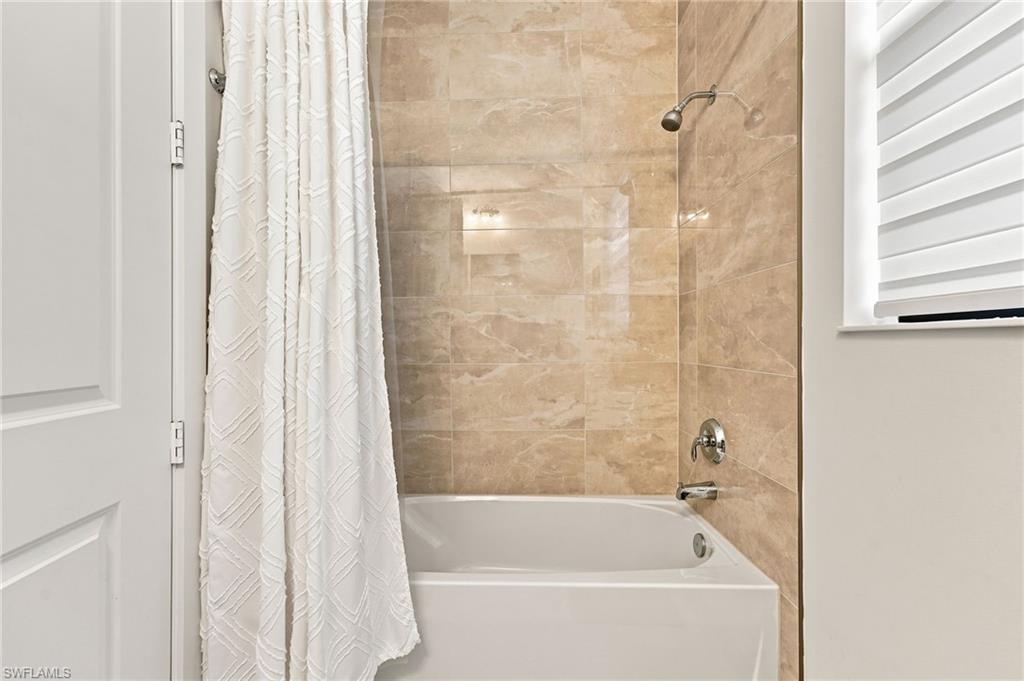 5604 Cobalto Way Property Photo 10