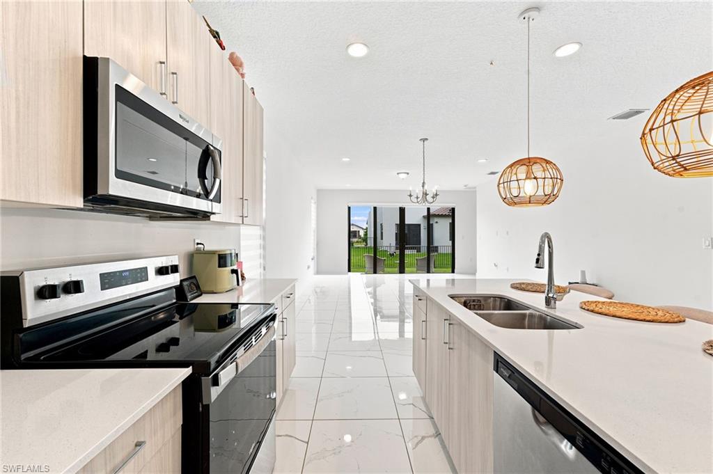 5604 Cobalto Way Property Photo 17