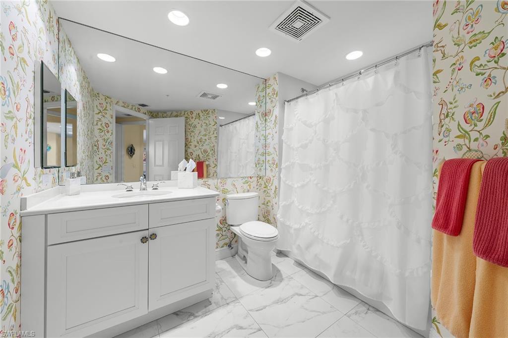 23650 Via Veneto Blvd 1403 Property Photo 25