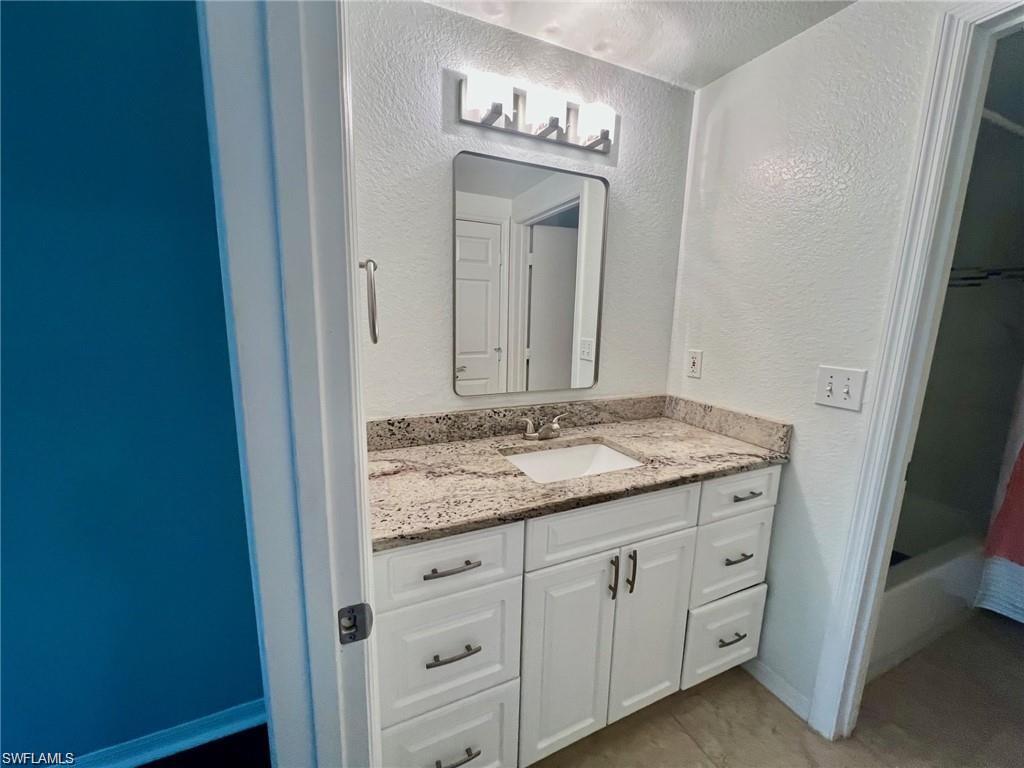 23500 Walden Center Dr 104 Property Photo 12