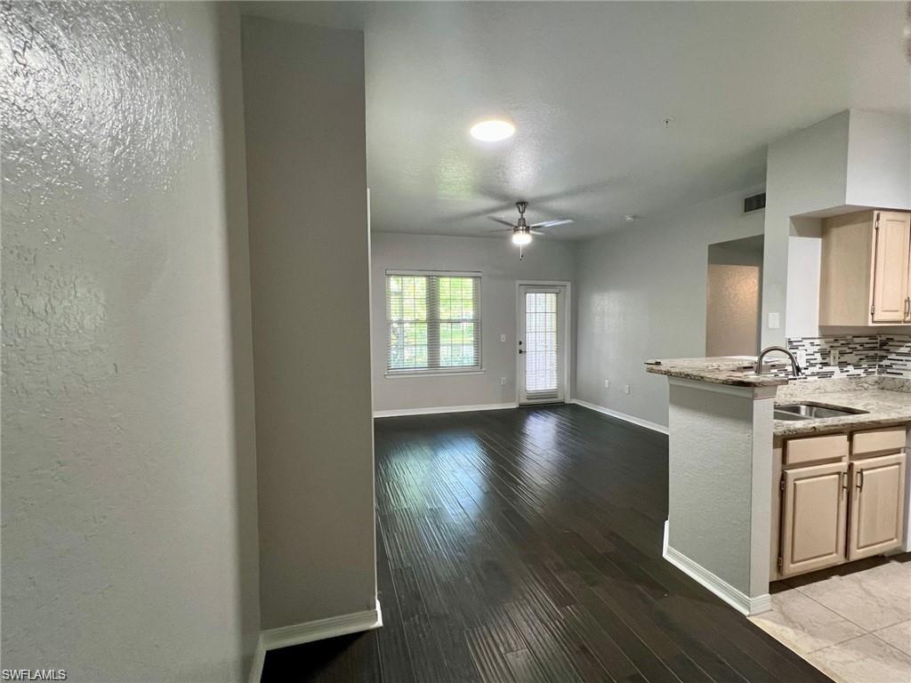 23500 Walden Center Dr 104 Property Photo 14