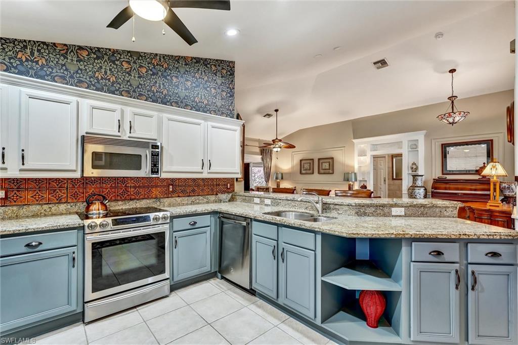 5866 Westbourgh Ct Property Photo 8