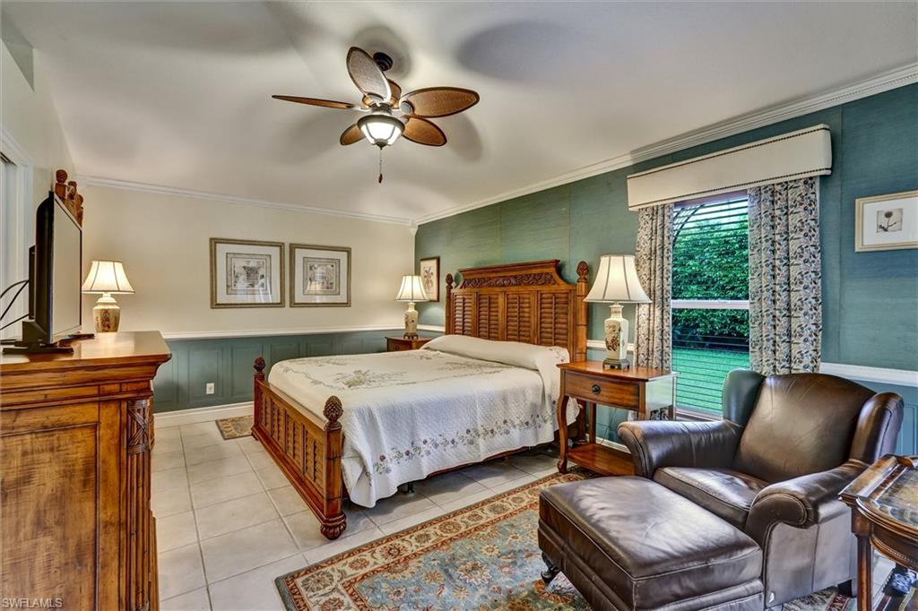 5866 Westbourgh Ct Property Photo 15