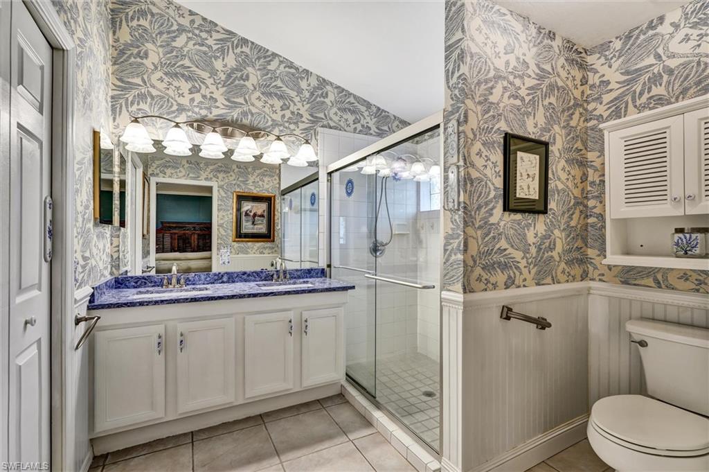 5866 Westbourgh Ct Property Photo 18