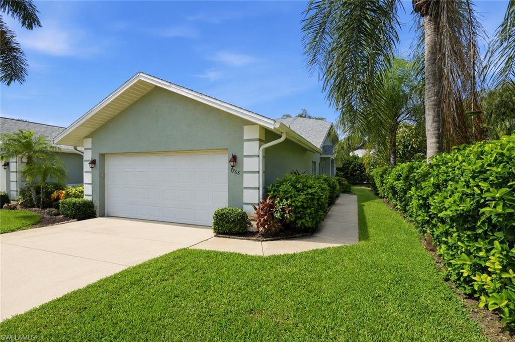 1768 Royal Cir 1402 Property Photo 3