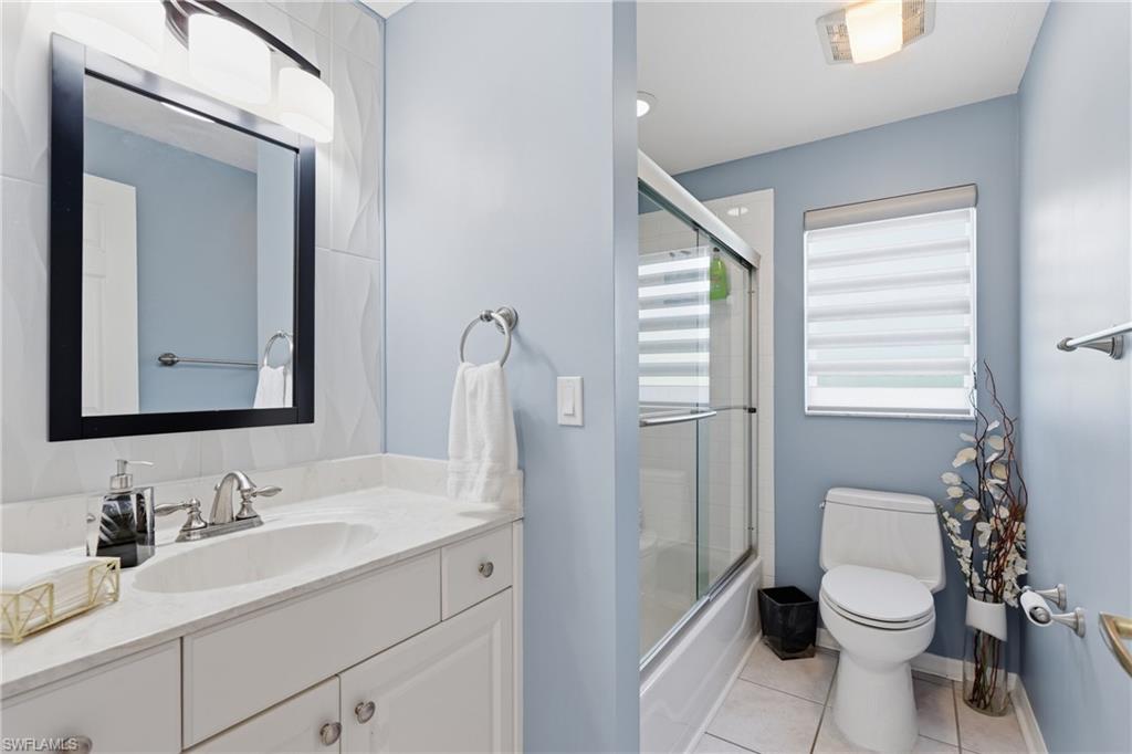 1768 Royal Cir 1402 Property Photo 24