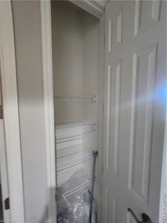 9071 Albion Ln N 5706 Property Photo 13